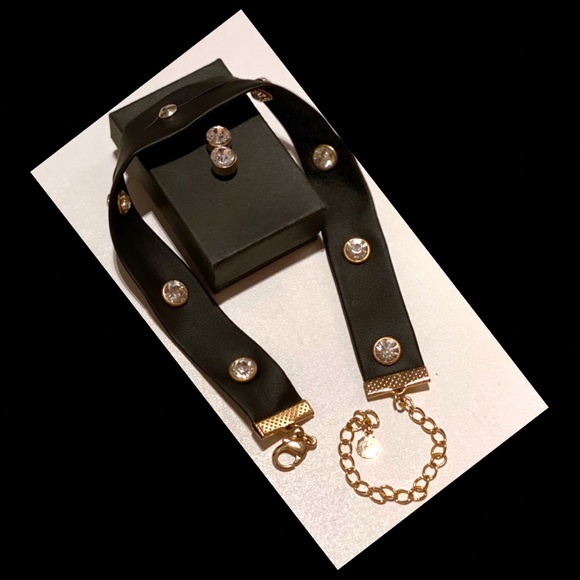 Black Crystal Studs Choker & Earrings NWT - Picture 4 of 8